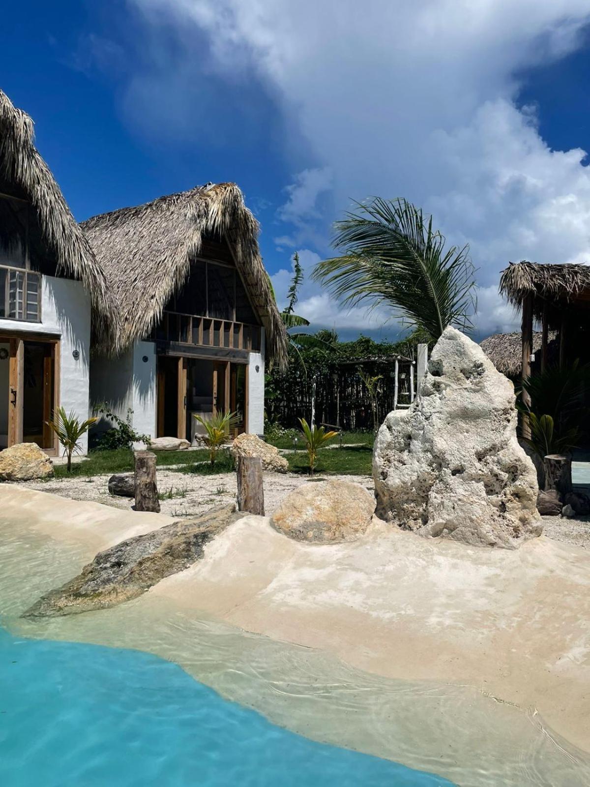Blue Beach Eco-Hotel By Sanfabini 바야히베 외부 사진